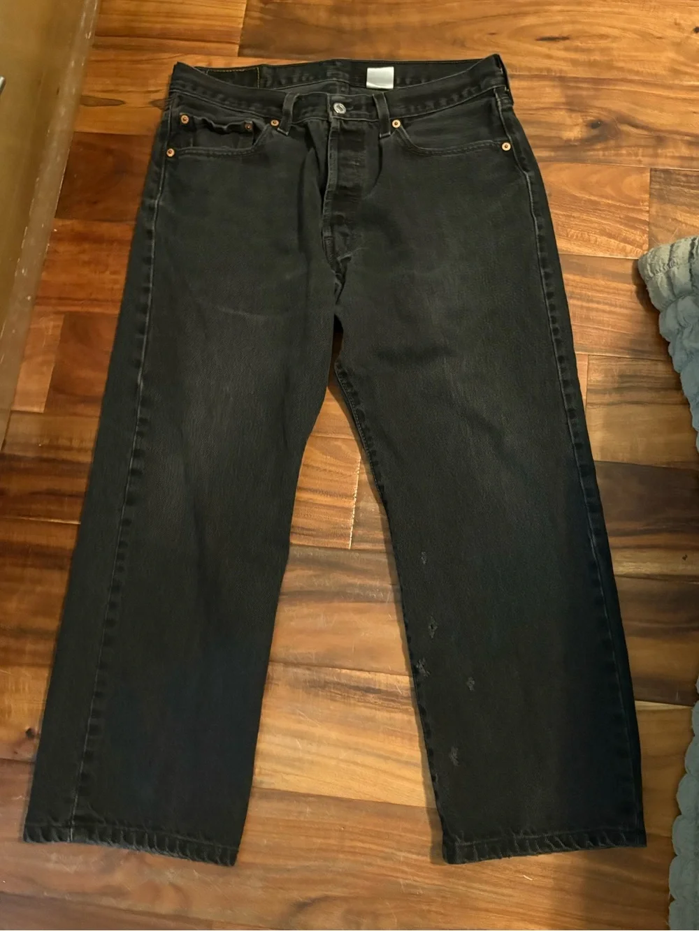 Vintage‎ Levi’s 501 Black Jeans W34 L30 Distressed Button Fly Made (1034)